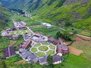 Làng Tả Vi -Mèo Vạc Hà Giang – Bản Ngươi Mông