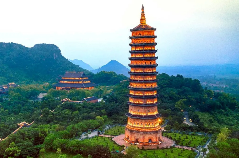 CHÙA BÁI ĐÍNH – TRÀNG AN- HANG MÚA 1 NGÀY